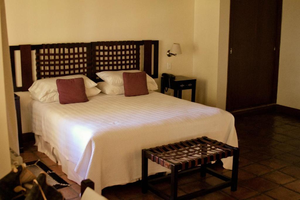 Altalaluna Hotel Boutique & Spa Кафаяте Стая снимка
