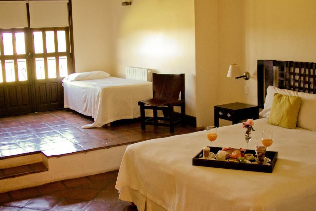 Altalaluna Hotel Boutique & Spa Кафаяте Стая снимка