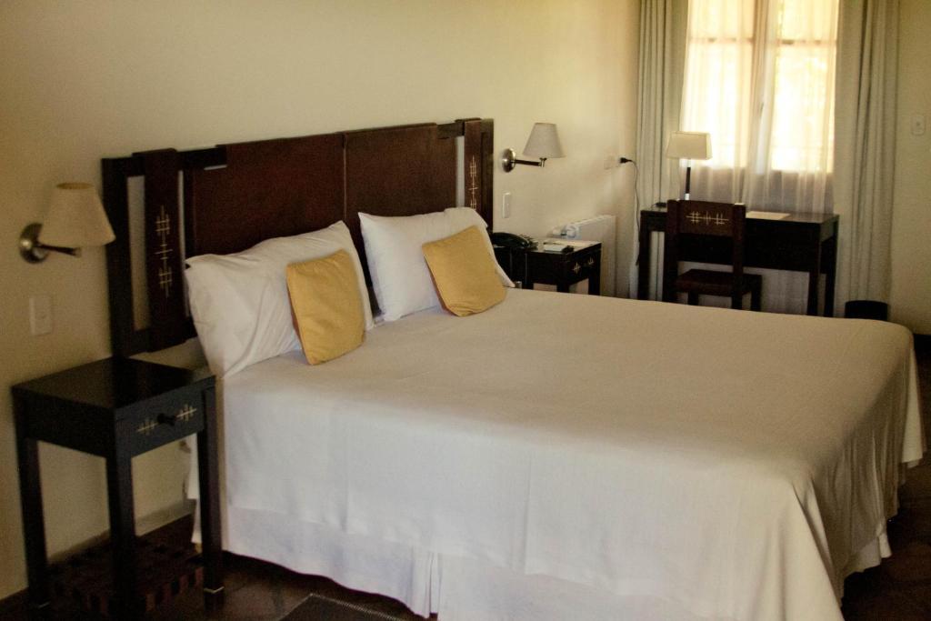 Altalaluna Hotel Boutique & Spa Кафаяте Стая снимка